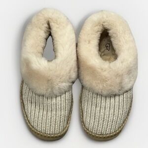 UGG Cozy Knit Sheepskin Wrin Slippers Lined Shearling Cream Womens Size 9